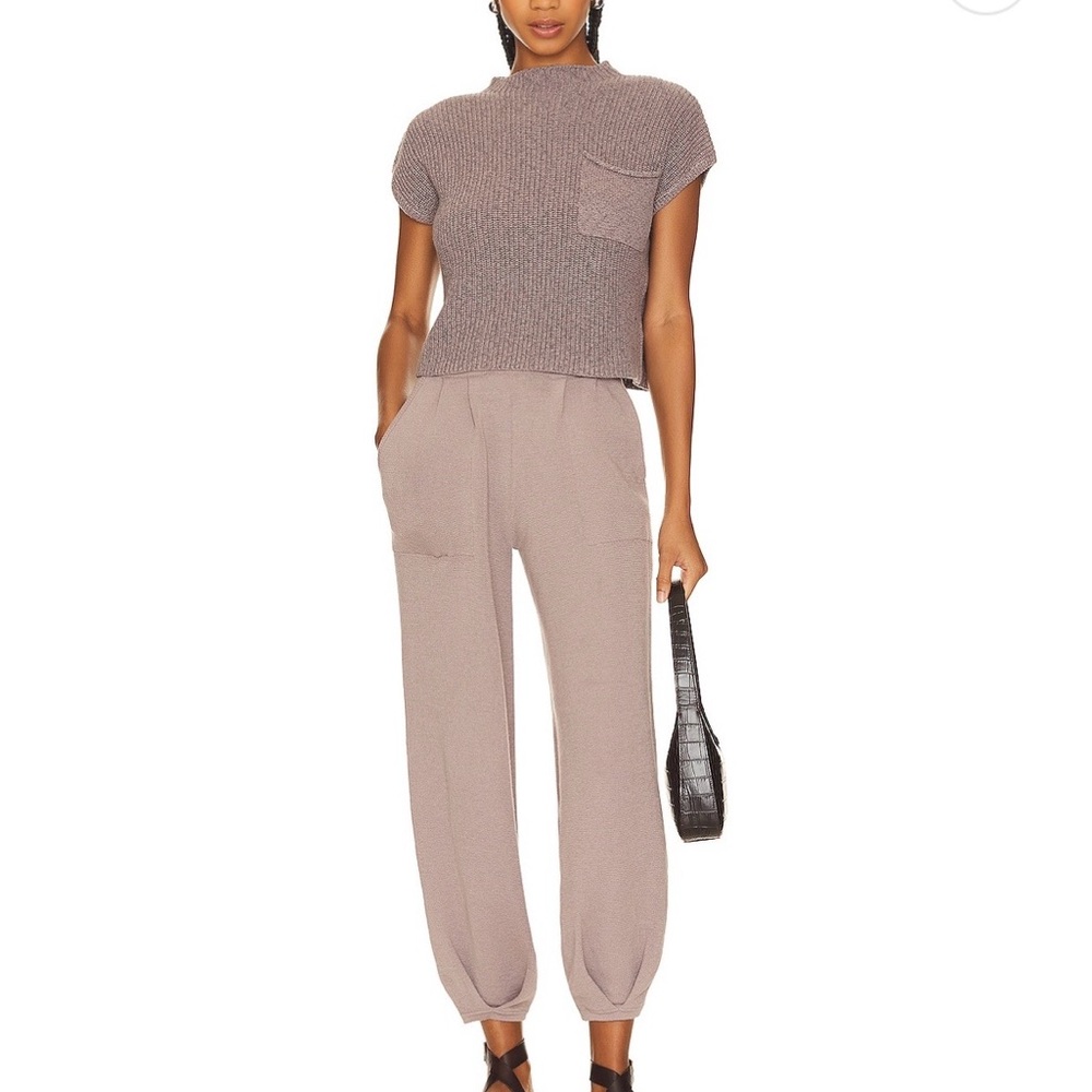 Taupe Short-Sleeve Knit Pocket Sweater And Pants Set - Women